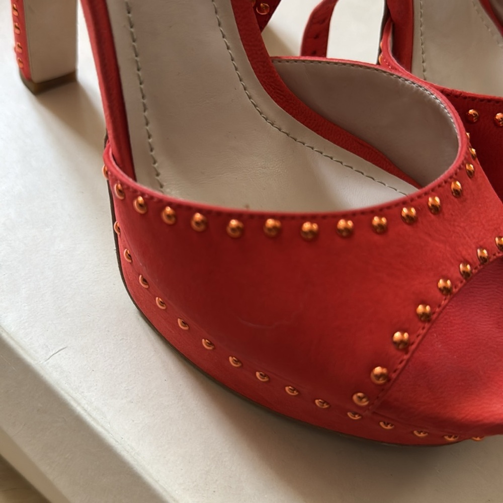 BCBGeneration Heels - Picture 7 of 9